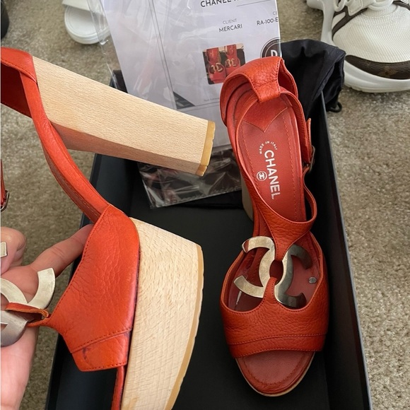 Beautiful Chanel Heels - Picture 2 of 3